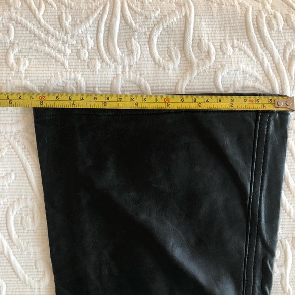 Roberta Scarpa VINTAGE faux leather jeans. Black with blue hues, buttery soft - Picture 8 of 8